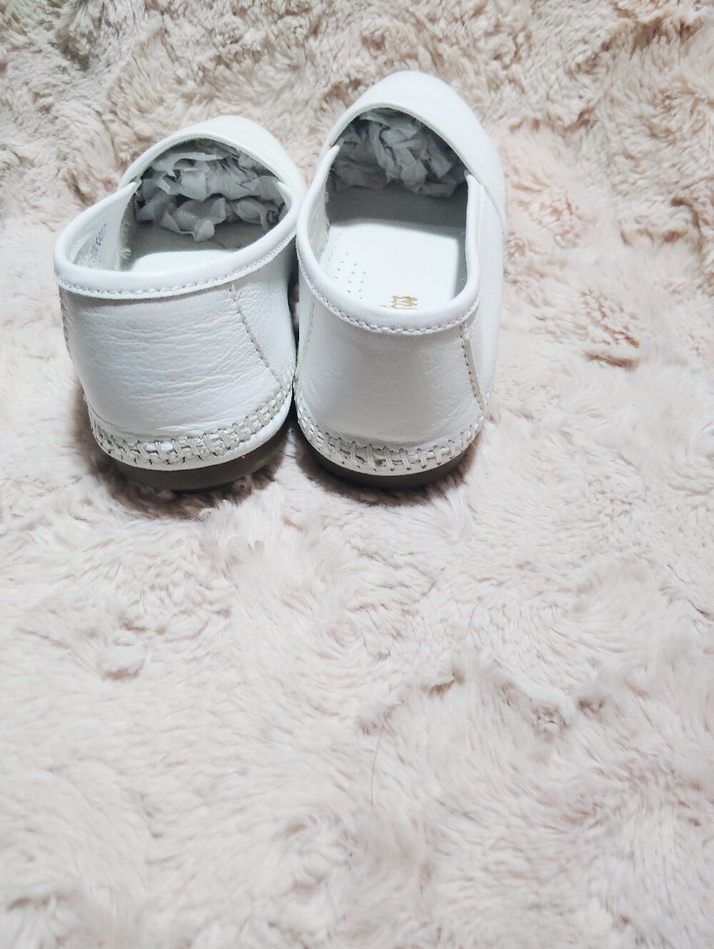 Minnetonka White Leather Slip-On Loafers - Picture 4 of 7